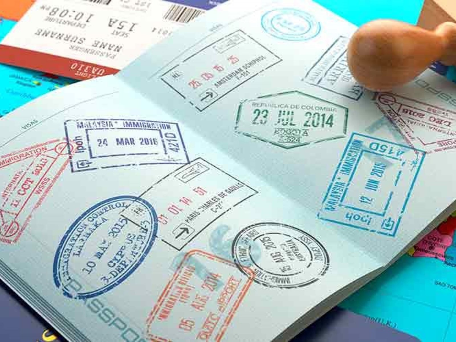 Estados Unidos suspende citas para visas mientras entrena a consulados para filtrar solicitantes que puedan ser «carga pública»